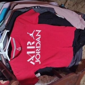 Air Jordan t-shirt small